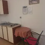 Konukevi Crveno Zlato 2*