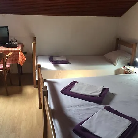 Crveno Zlato 2* Biograd Na Moru