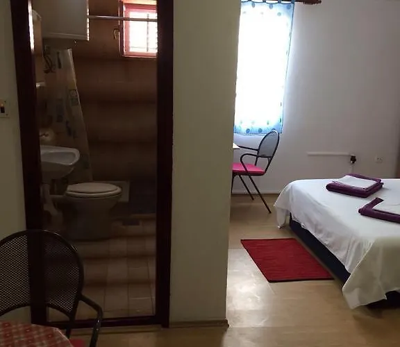 Crveno Zlato Guest house