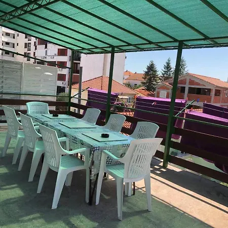 Crveno Zlato Biograd Na Moru