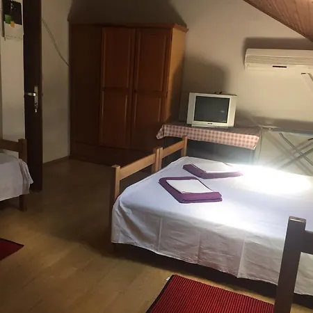 Crveno Zlato 2*