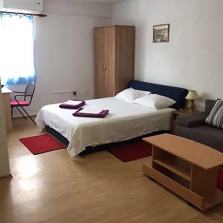 Vendégház Crveno Zlato Biograd na Moru