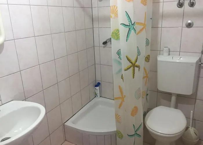 Crveno Zlato 2* Biograd Na Moru