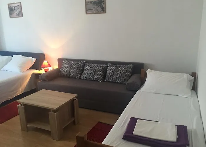 Affittacamere Crveno Zlato 2*