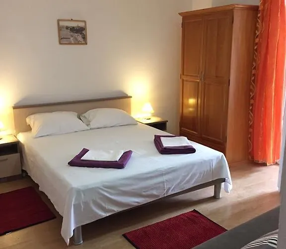 Crveno Zlato Affittacamere Biograd Na Moru